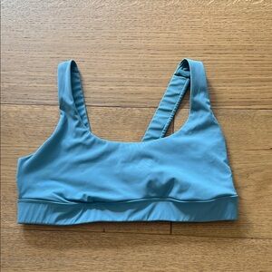 Vuori sports bra sz M